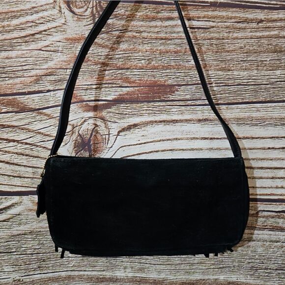 Q & A black leather purse strap 20" fringe Pre-owned - Picture 1 of 6